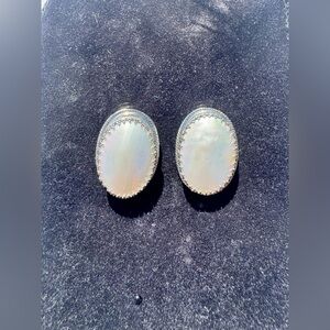 Vintage Whiting & Davis Mother Of Pearl Oval Clip Earrings Signed